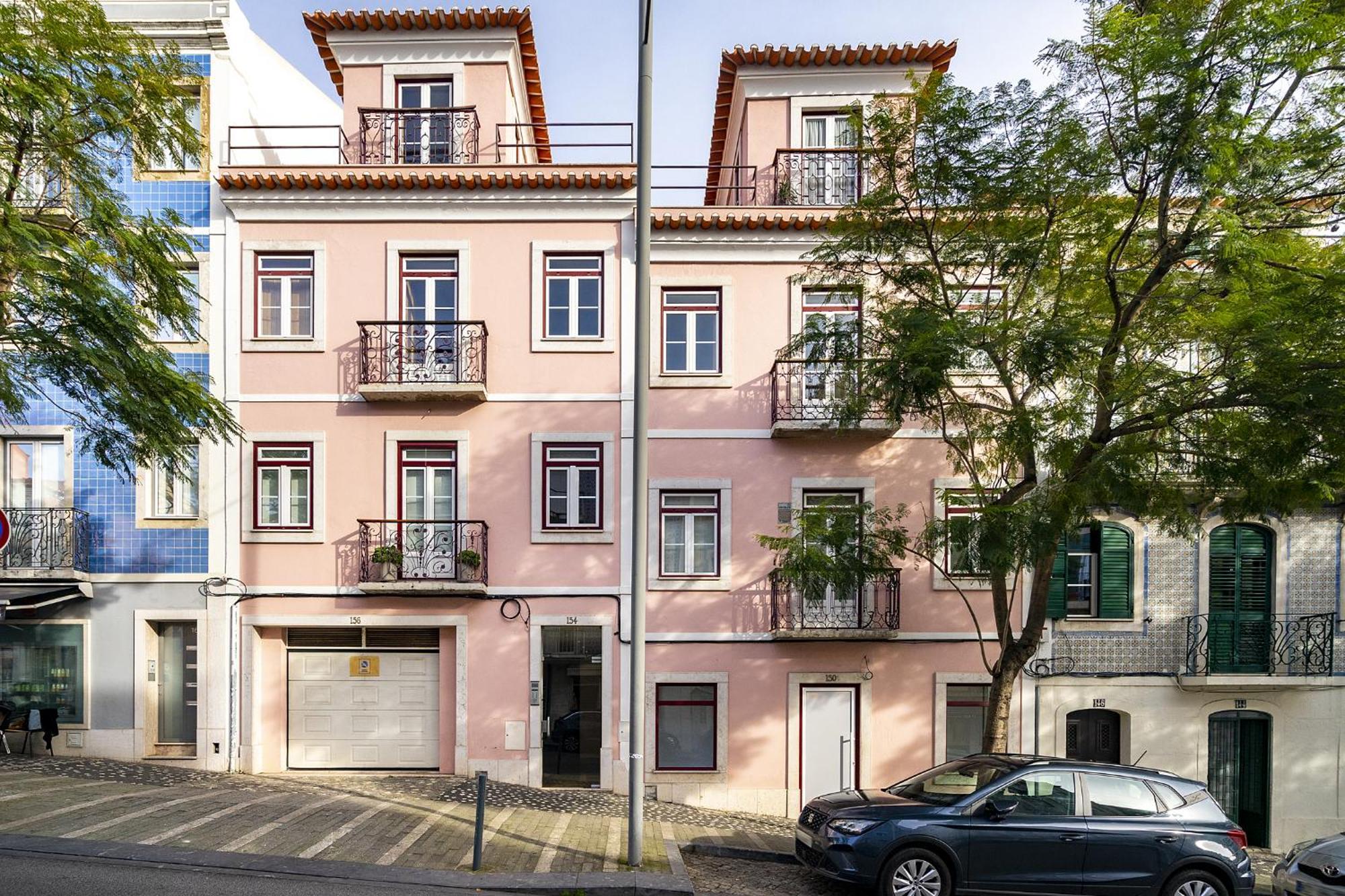 Whome Charming Urban Retreat With Skyline Views * Lisbon